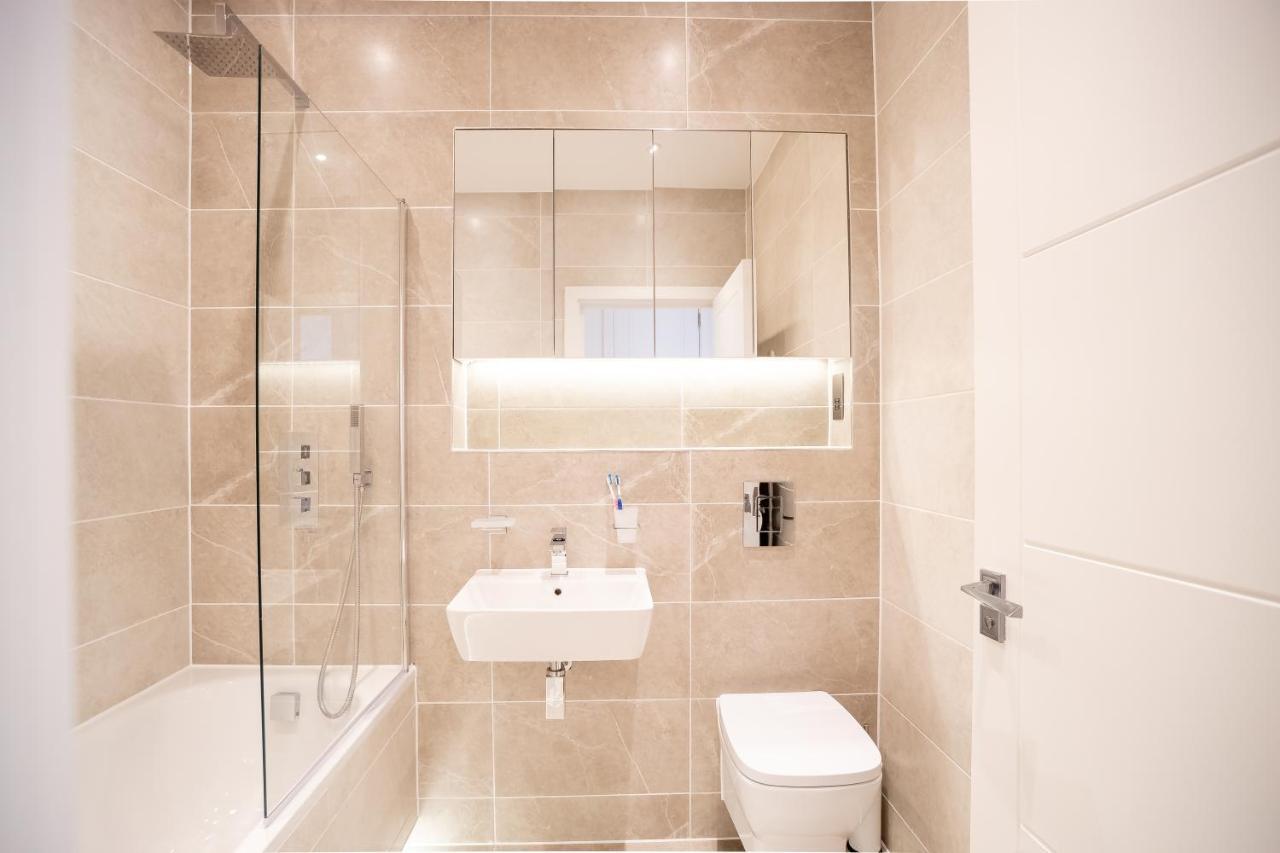 Deluxe Chic 1 2 Bed Apts Near Heathrow Legoland Windsor Slough Villa Dış mekan fotoğraf