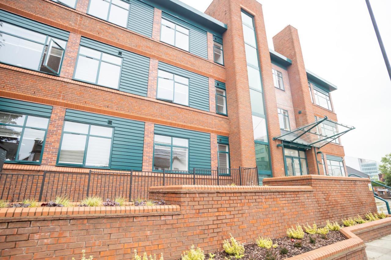 Deluxe Chic 1 2 Bed Apts Near Heathrow Legoland Windsor Slough Villa Dış mekan fotoğraf