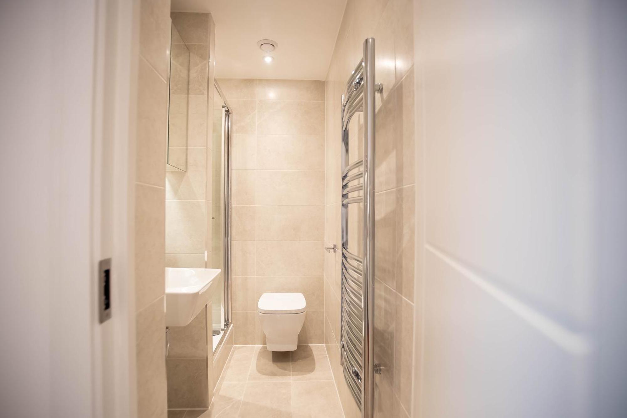 Deluxe Chic 1 2 Bed Apts Near Heathrow Legoland Windsor Slough Villa Dış mekan fotoğraf
