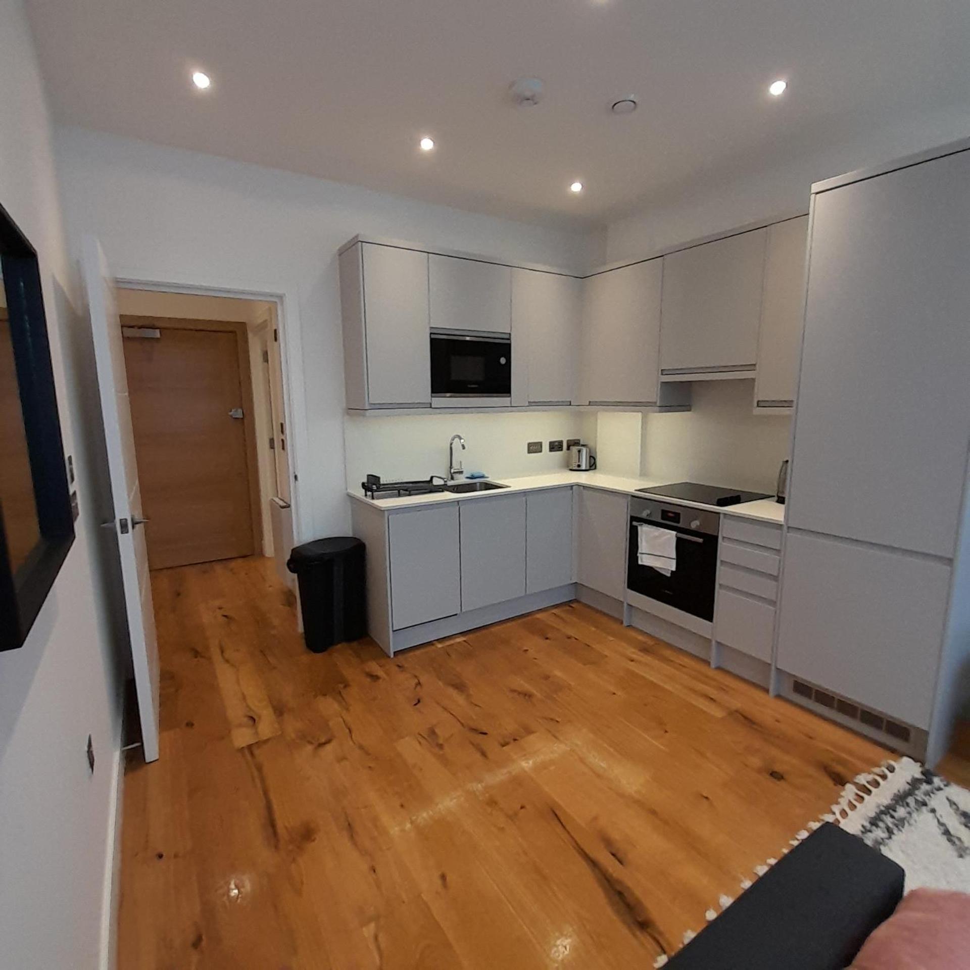 Deluxe Chic 1 2 Bed Apts Near Heathrow Legoland Windsor Slough Villa Dış mekan fotoğraf